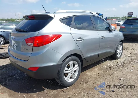 2011 Hyundai Tucson Gls z USA, uszkodzony, nr VIN KM8JU3AC1BU126412